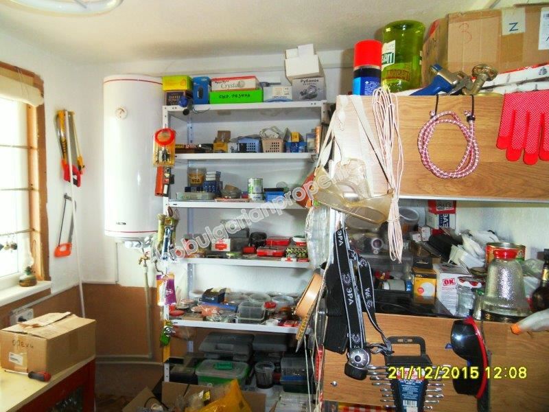 Двухэтажный дом с участком в 12 км от моря, обл. Бургас