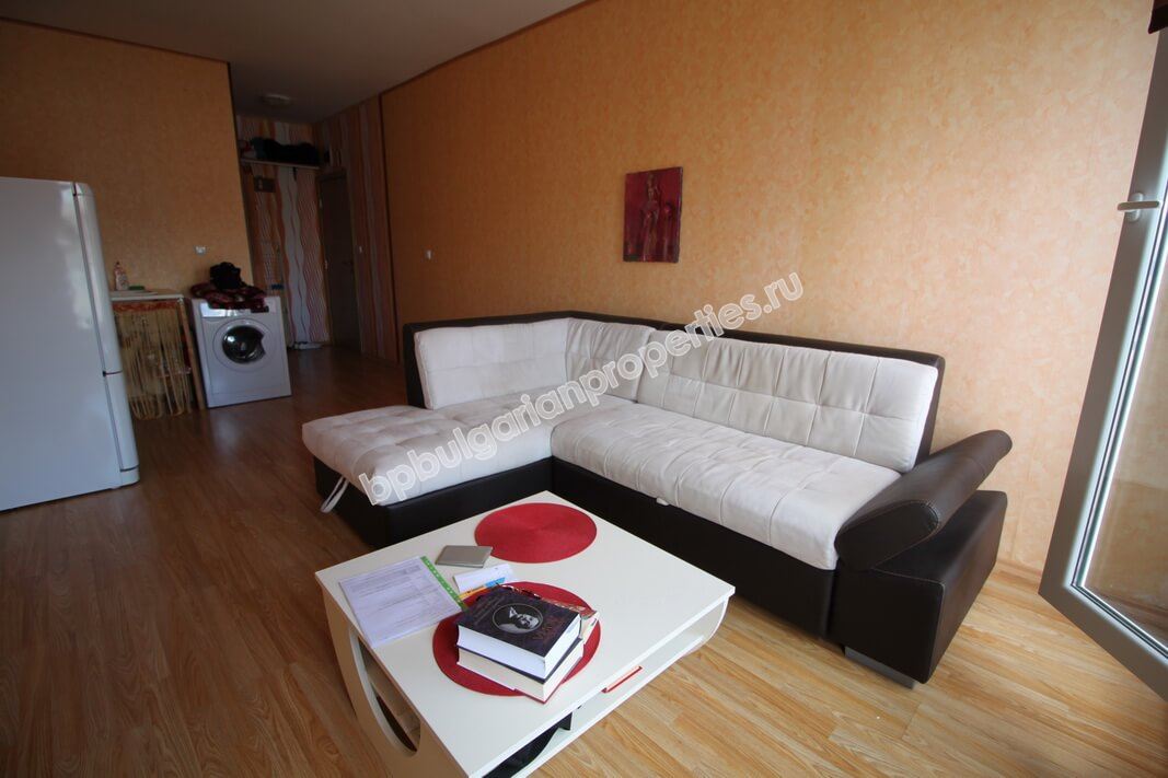 Меблированная студия экономичного класса на продажу в курорте Солнечный Берег