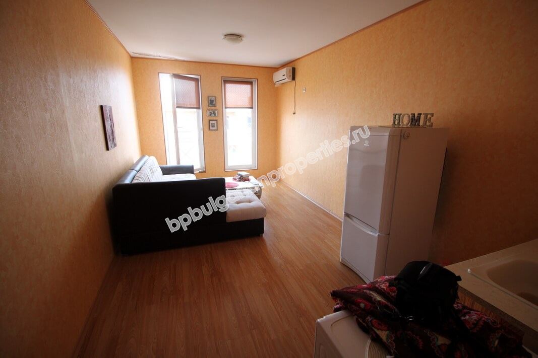 Меблированная студия экономичного класса на продажу в курорте Солнечный Берег