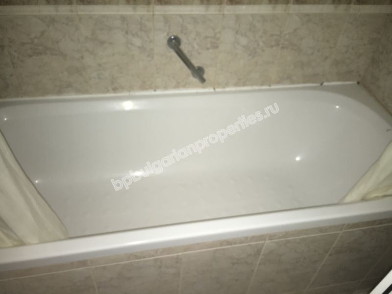 Меблированная трехкомнатная квартира на продажу до пляжа в курорте Солнечный Берег