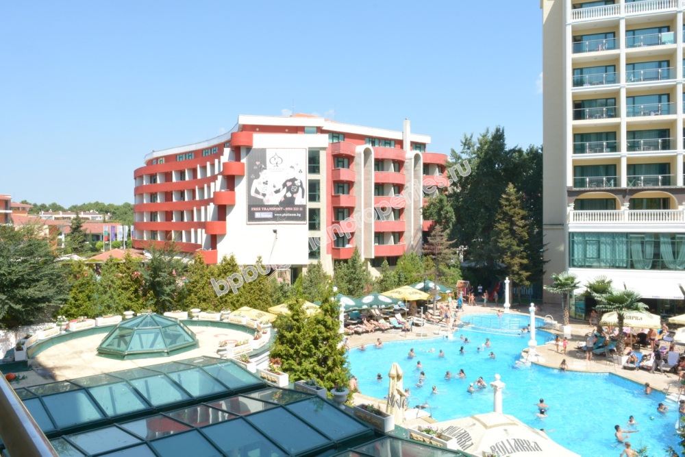 Меблированная трехкомнатная квартира на продажу до пляжа в курорте Солнечный Берег