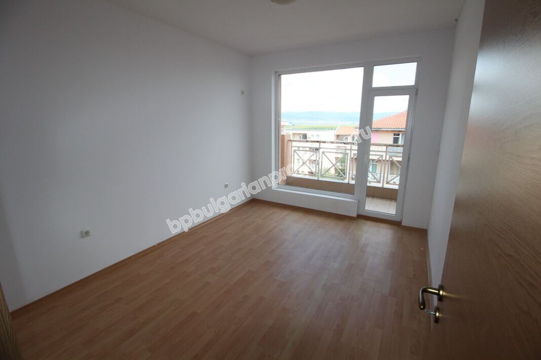 Дешевая двухкомнатная квартира на продажу в курорте Солнечный Берег