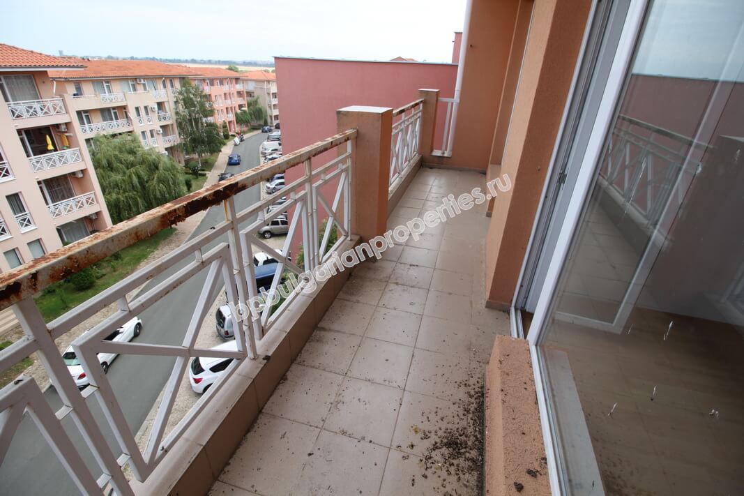 Дешевая двухкомнатная квартира на продажу в курорте Солнечный Берег