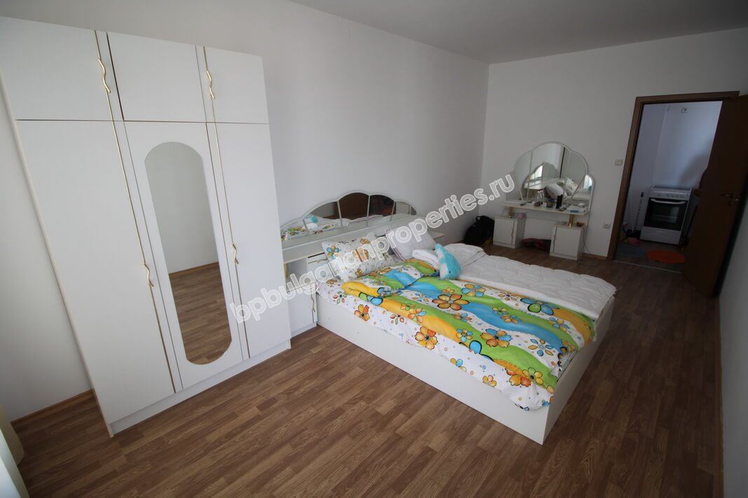 Меблированная двухкомнатная квартира на продажу в курорте Солнечный Берег