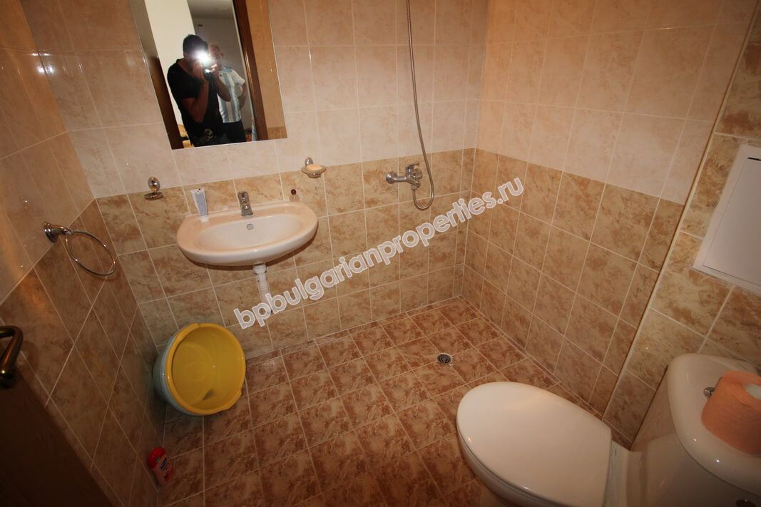 Меблированная двухкомнатная квартира на продажу в курорте Солнечный Берег