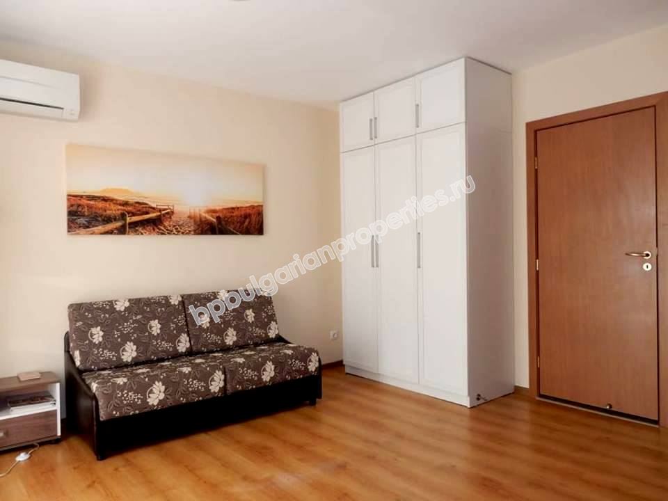 Меблированная студия на продажу без платы на обслуживание в курорте Равда