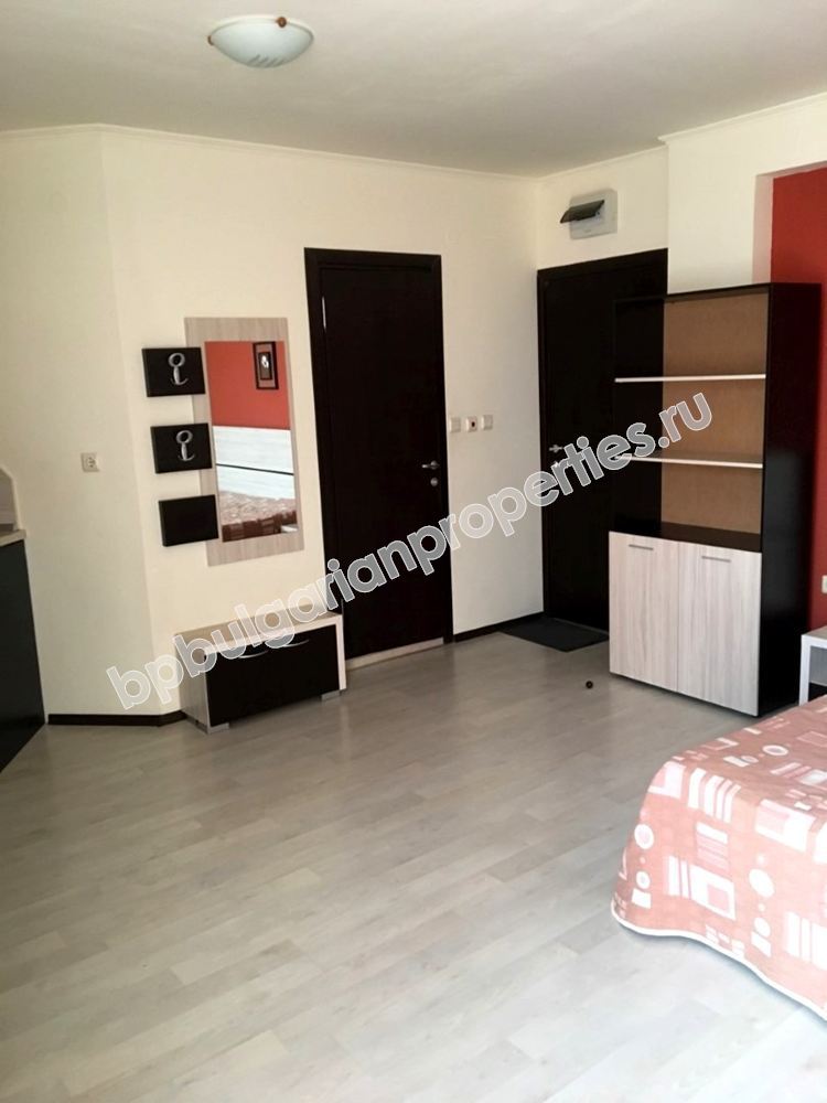 Меблированная студия близко к пляжу на продажу в курорте Солнечный Берег