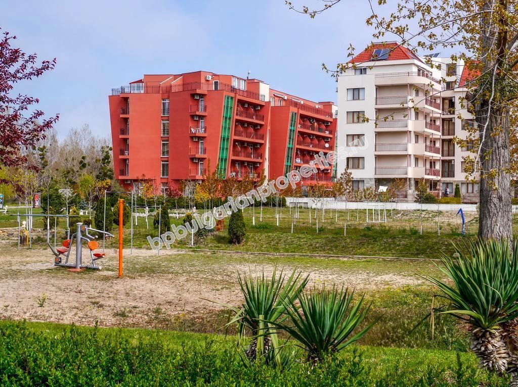 Меблированная студия близко к пляжу на продажу в курорте Солнечный Берег