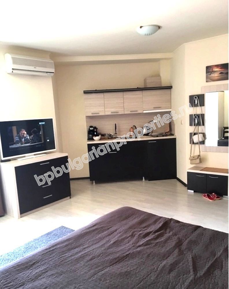 Меблированная студия близко к пляжу на продажу в курорте Солнечный Берег