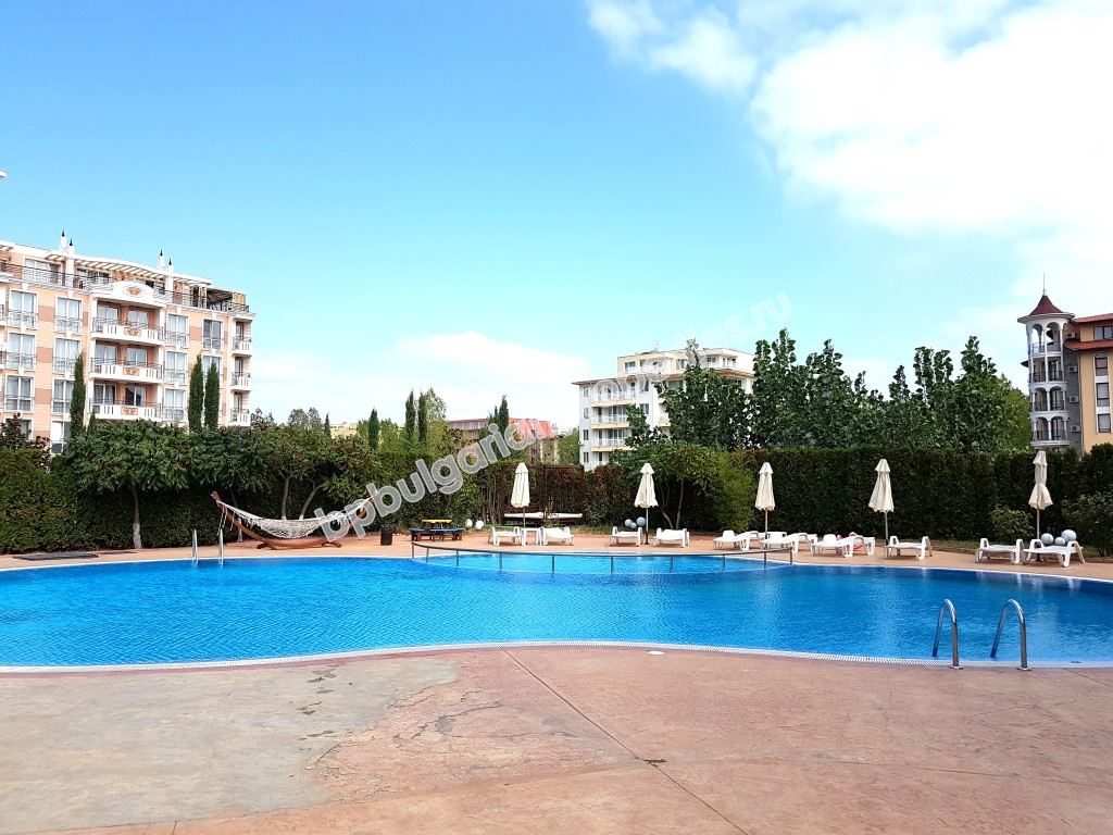 Меблированная студия близко к пляжу на продажу в курорте Солнечный Берег