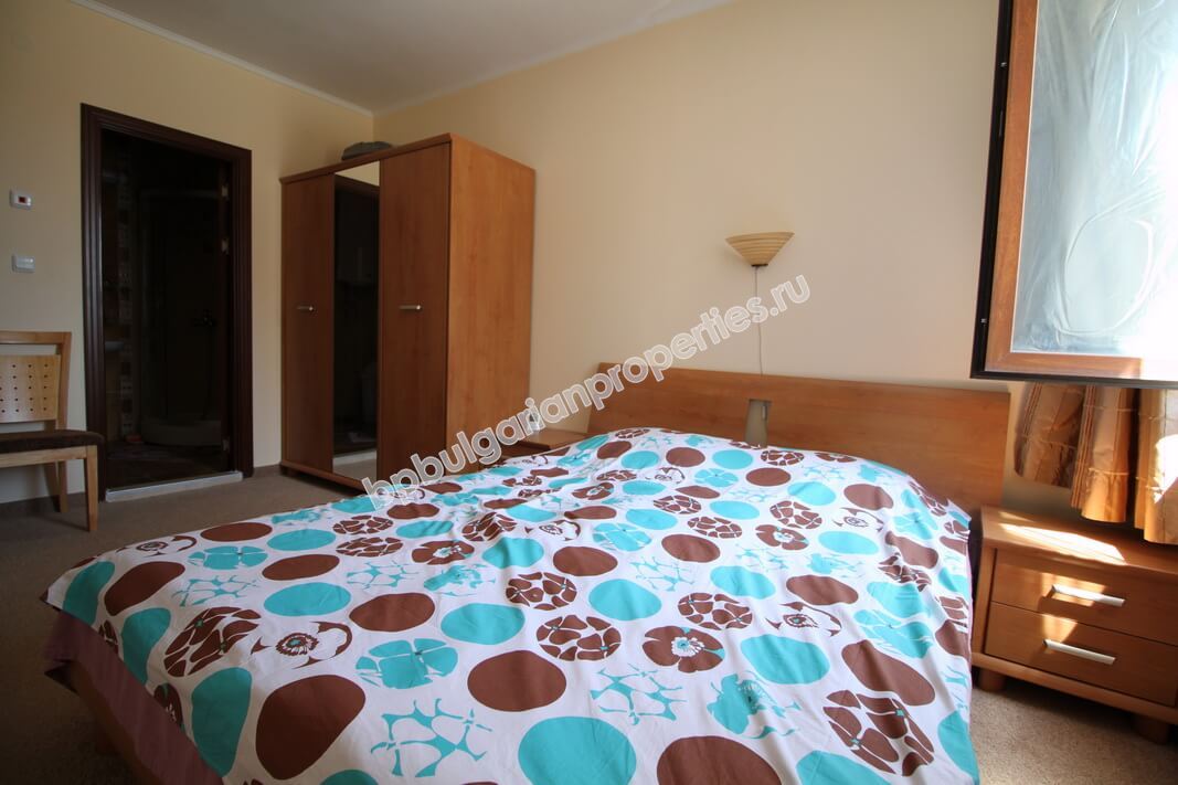 Меблированная трехкомнатная квартира близко к пляжу на продажу в курорте Равда