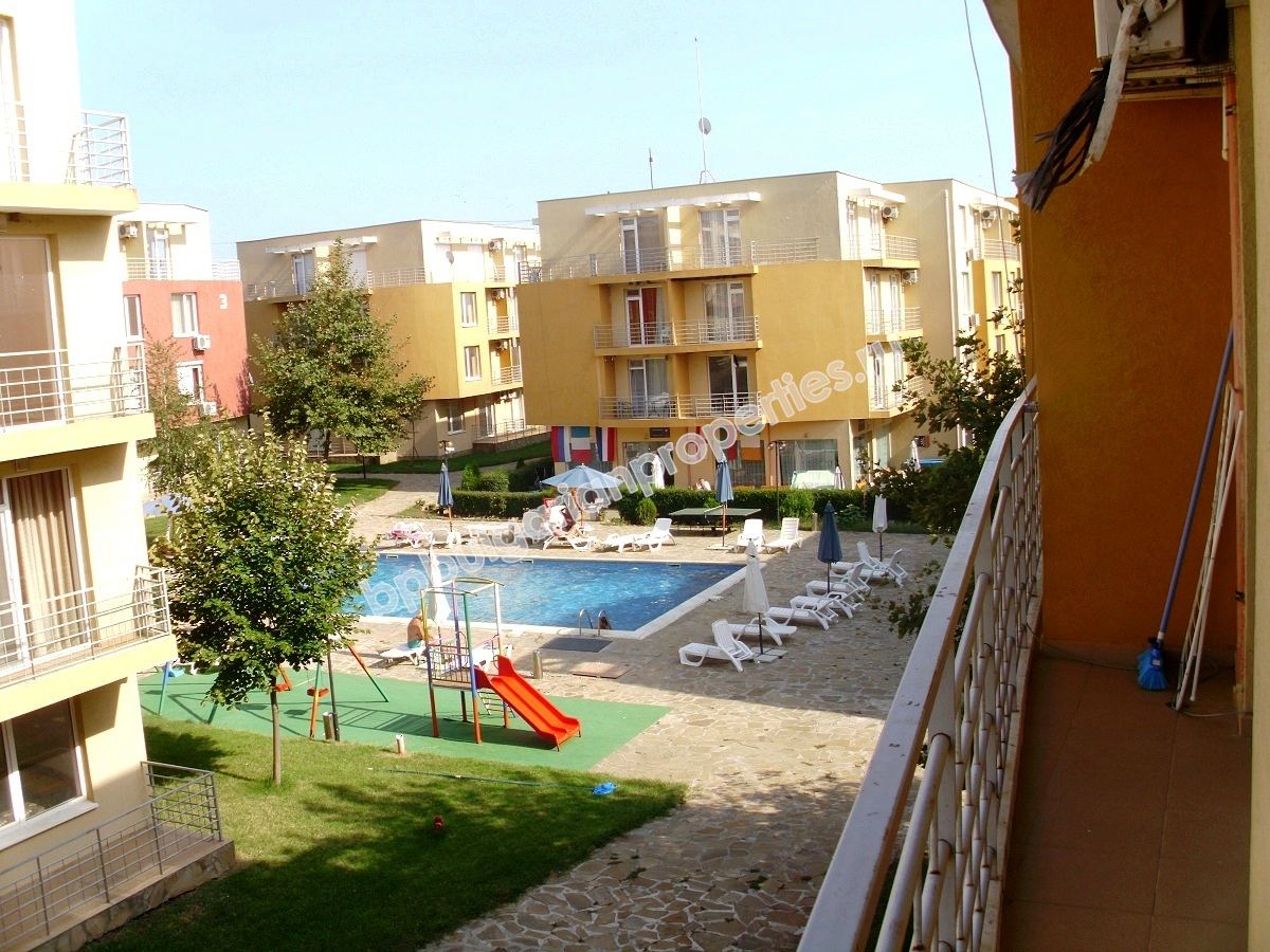 Дешевые меблированные студии на продажу в курорте Солнечный Берег