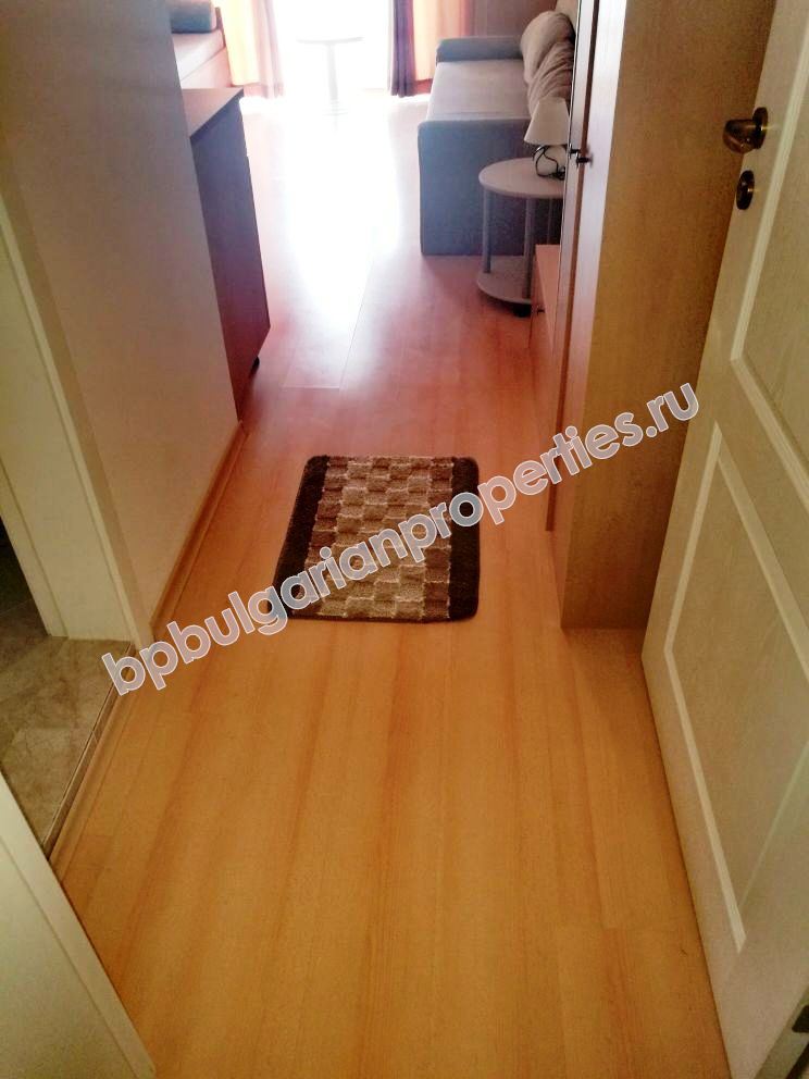 Дешевые меблированные студии на продажу в курорте Солнечный Берег