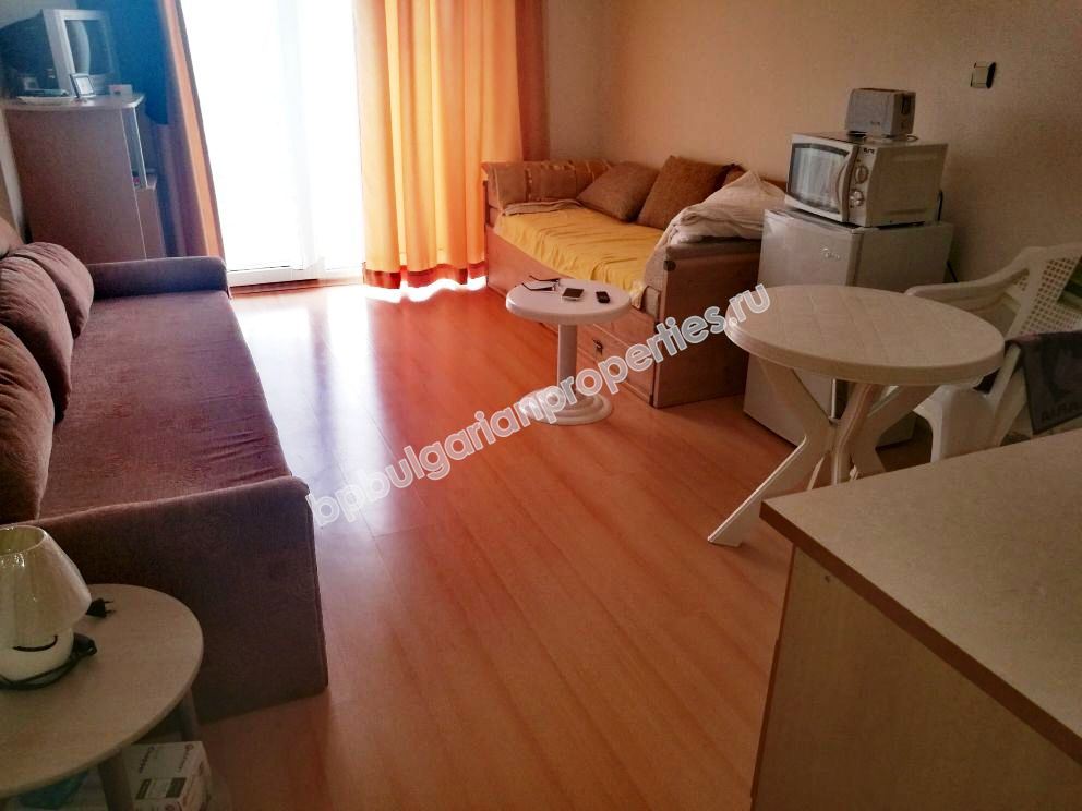 Дешевые меблированные студии на продажу в курорте Солнечный Берег