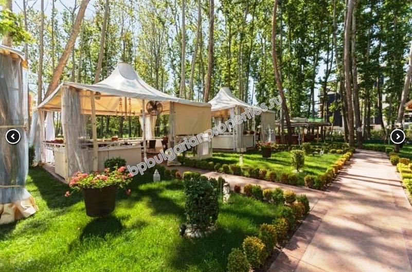 Новая двухкомнатная меблированная квартира в элитном комплексе на продажу в курорте Солнечный Берег