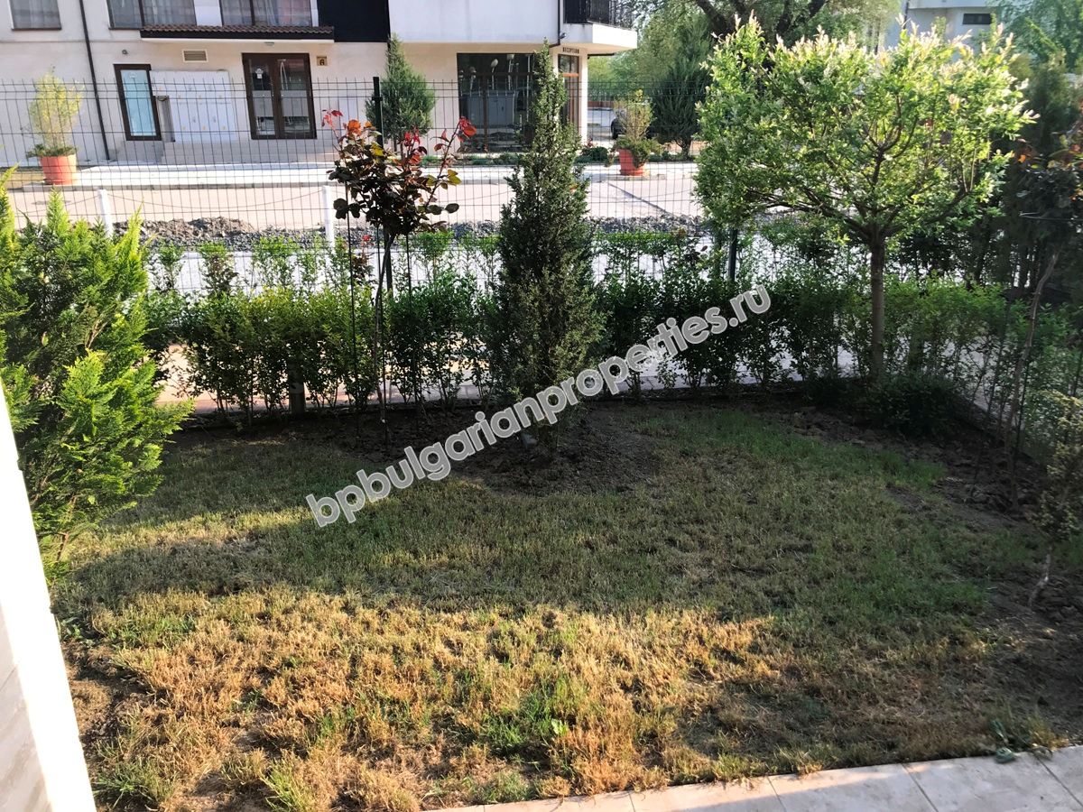 Новая двухкомнатная меблированная квартира в элитном комплексе на продажу в курорте Солнечный Берег