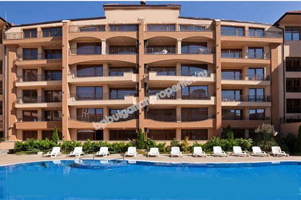 Меблированная двухкомнатная квартира близко к пляжу на продажу в Солнечном берегу