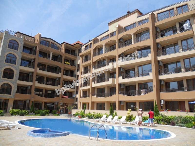 Меблированная двухкомнатная квартира близко к пляжу на продажу в Солнечном берегу