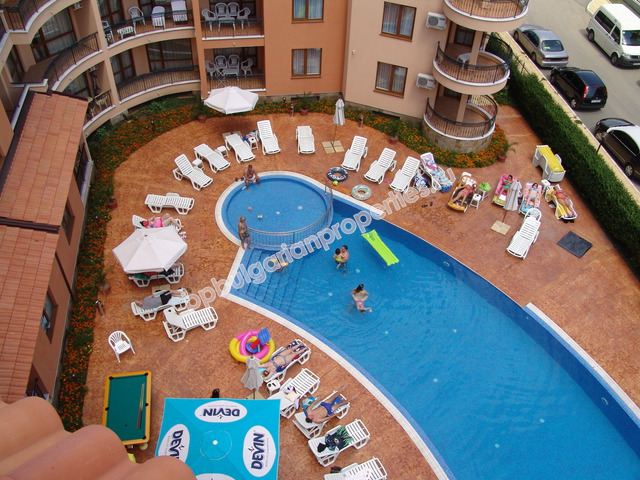 Меблированная просторная двухкомнатная квартира близко к пляжу на продажу в курорте Солнечный Берег