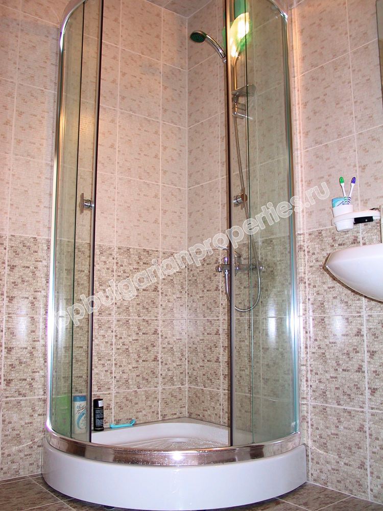 Меблированная большая студия близко к пляжу на продажу в курорте Солнечный Берег