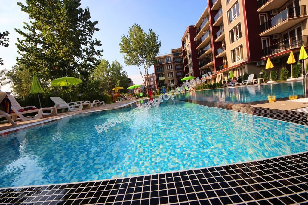 Новая меблированная студия на продажу близко к пляжу в курорте Солнечный Берег