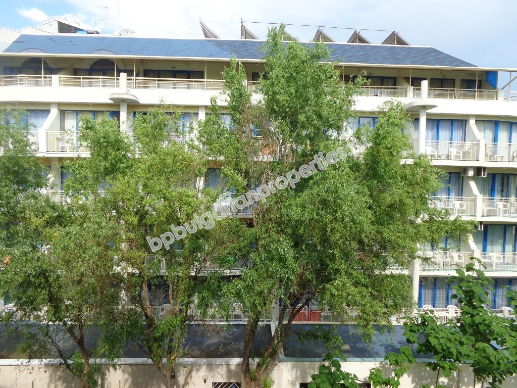 Новая меблированная студия на продажу близко к пляжу в курорте Солнечный Берег