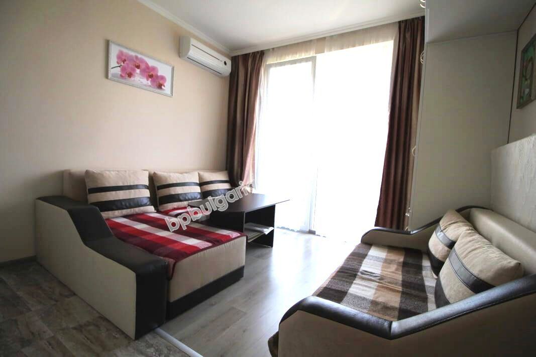 Новая меблированная студия на продажу близко к пляжу в курорте Солнечный Берег