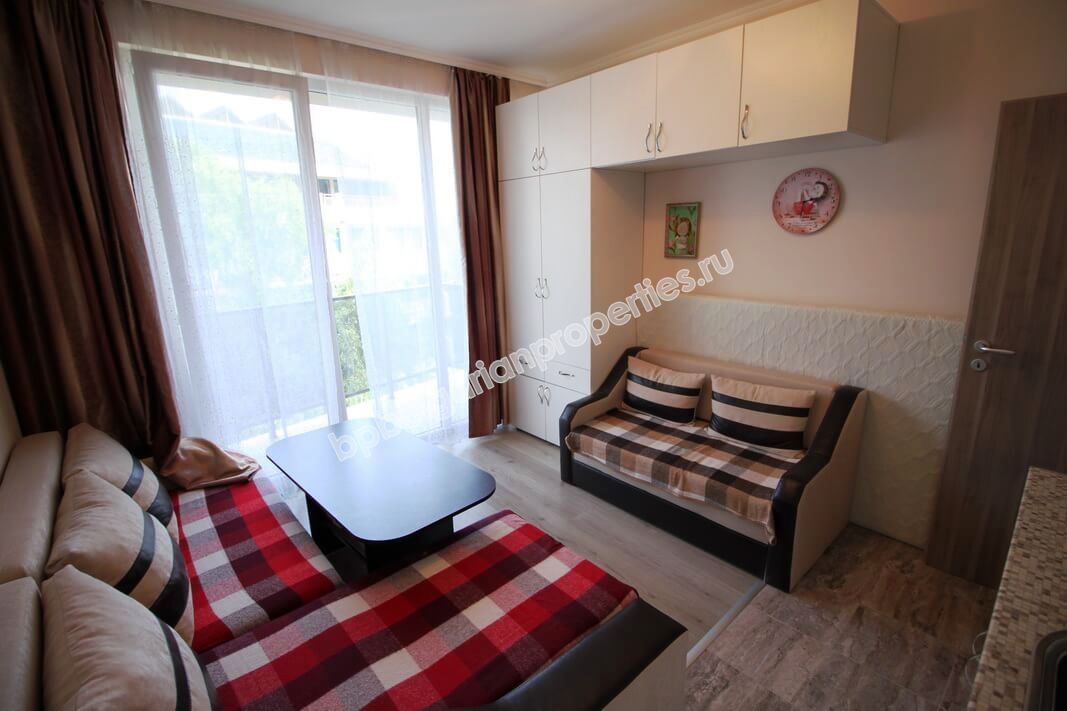 Новая меблированная студия на продажу близко к пляжу в курорте Солнечный Берег