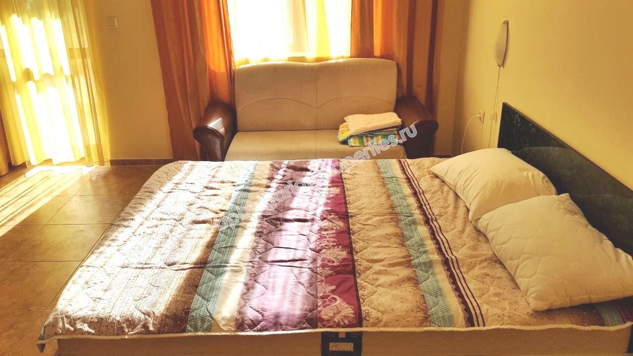 Меблированная студия на продажу близко к пляжу в курорте Равда