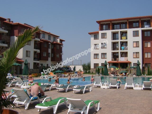 Меблированная студия на продажу близко к пляжу в курорте Равда