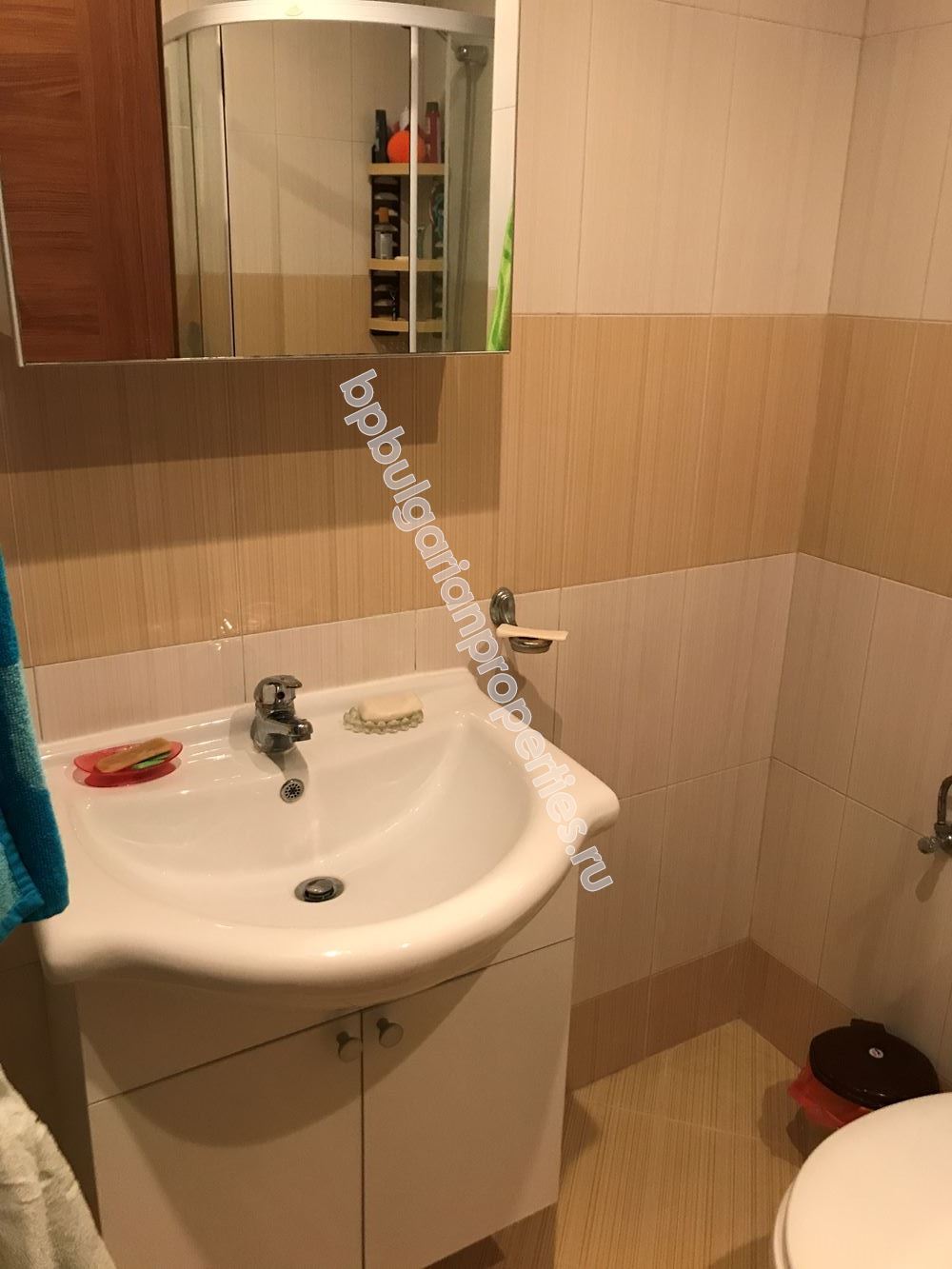 Выгодная меблированная квартира в закрытом комплексе близко от моря