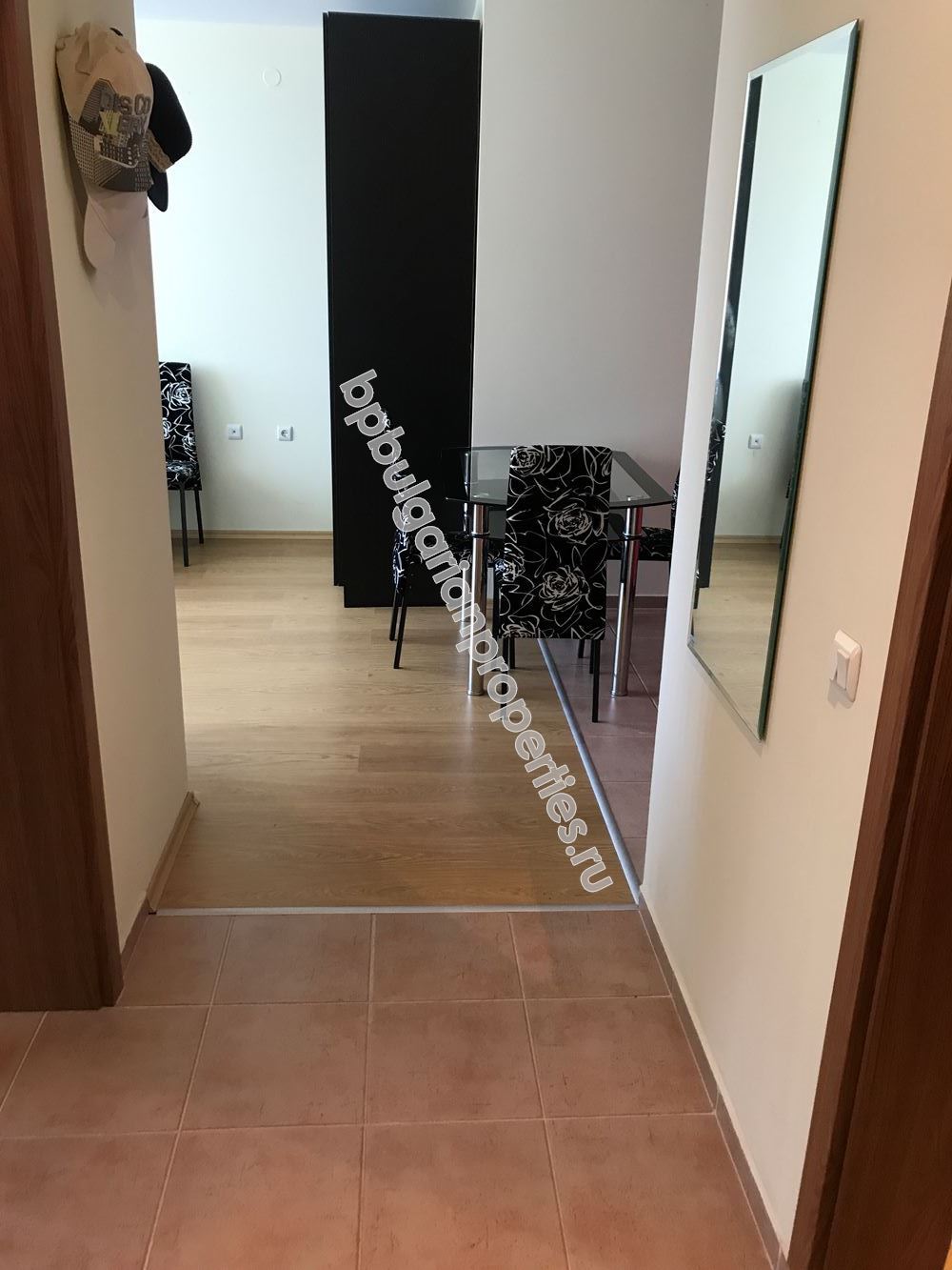 Выгодная меблированная квартира в закрытом комплексе близко от моря