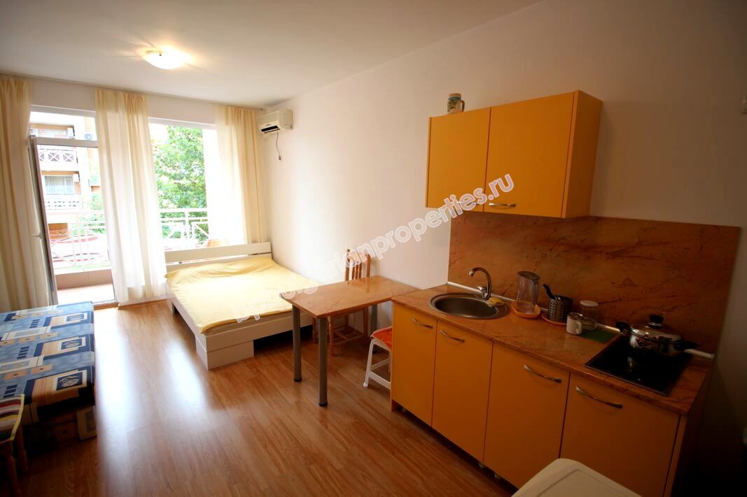 Меблированная студия экономичного класса на продажу в курорте Солнечный Берег