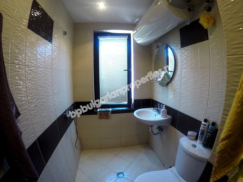 Меблированная двухкомнатная квартира на продажу в курорте Солнечный Берег