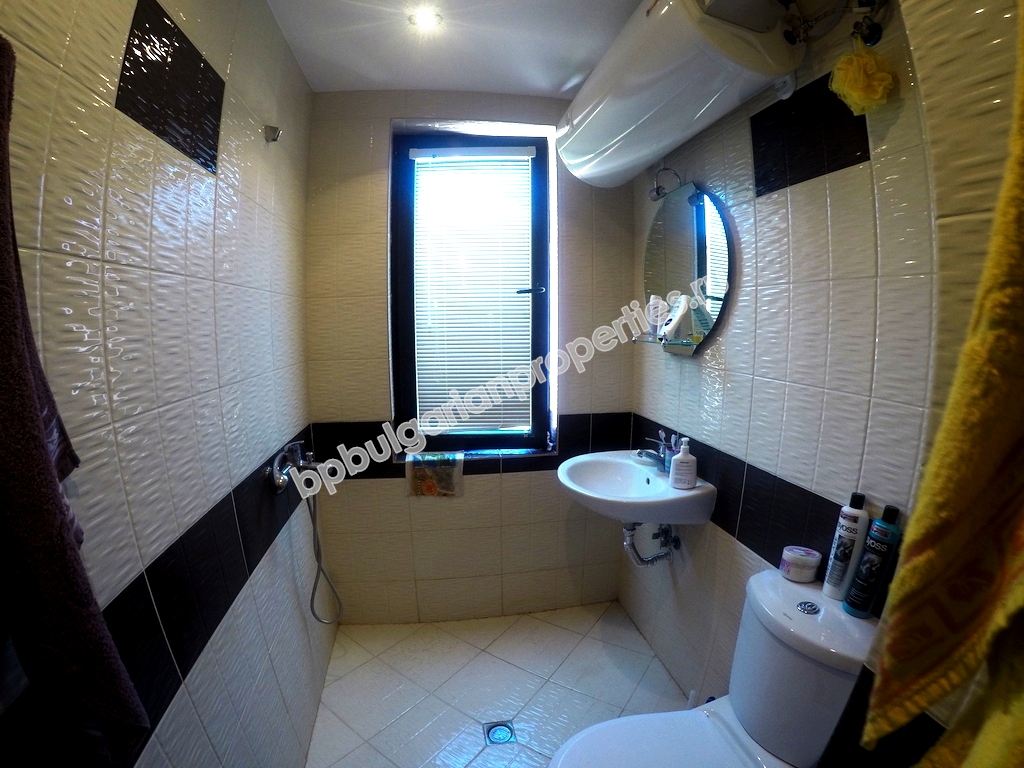 Меблированная двухкомнатная квартира на продажу в курорте Солнечный Берег