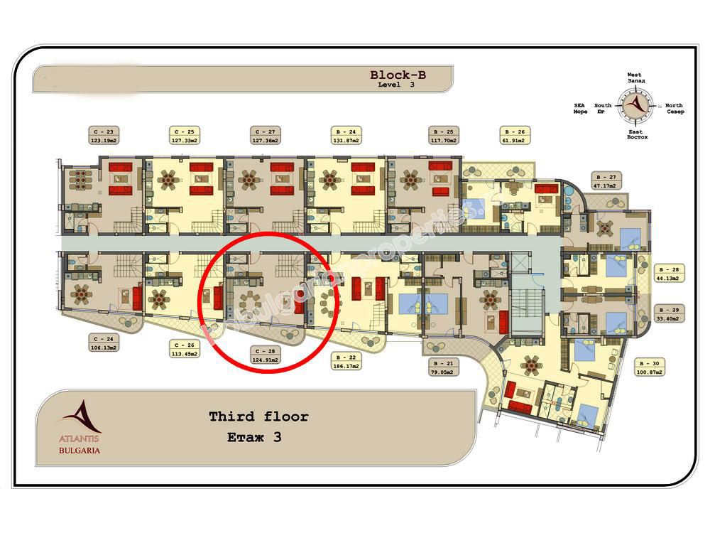 Трехкомнатная двухуровневая квартира на первой линии моря на продажу в квартале города Бургас - Сарафово
