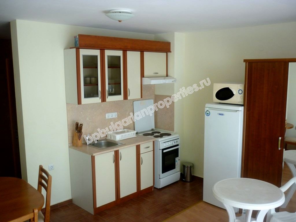 Меблированная студия с видом на море для продажи в курорте Святой Влас