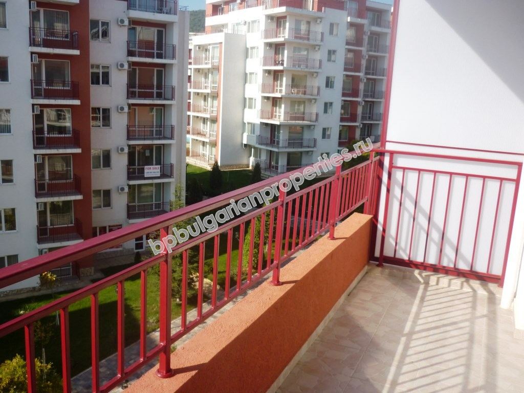 Меблированная студия с видом на море для продажи в курорте Святой Влас