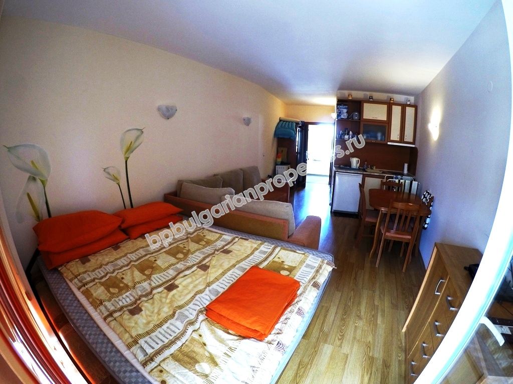 Меблированная студия на продажу в курорте Солнечный Берег