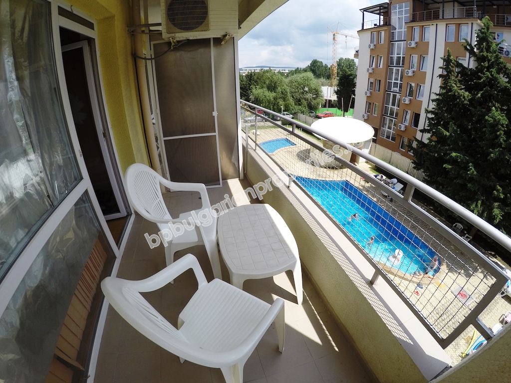 Меблированная студия на продажу в курорте Солнечный Берег