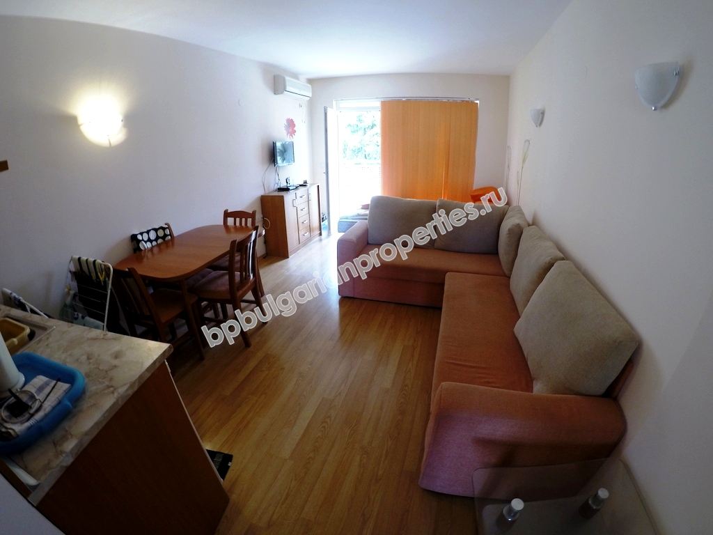 Меблированная студия на продажу в курорте Солнечный Берег