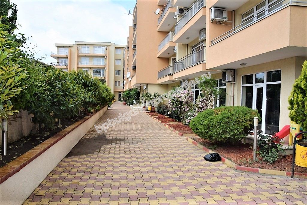 Меблированная студия близко к пляжу на продажу в курорте Солнечный Берег