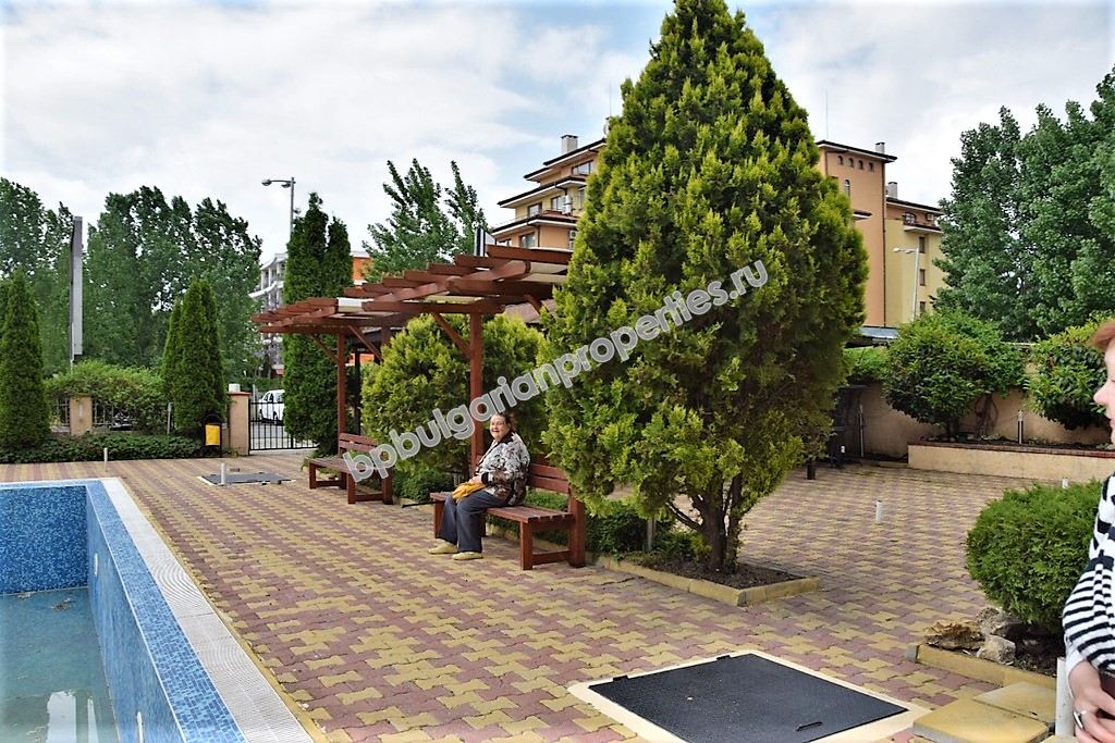 Меблированная студия близко к пляжу на продажу в курорте Солнечный Берег