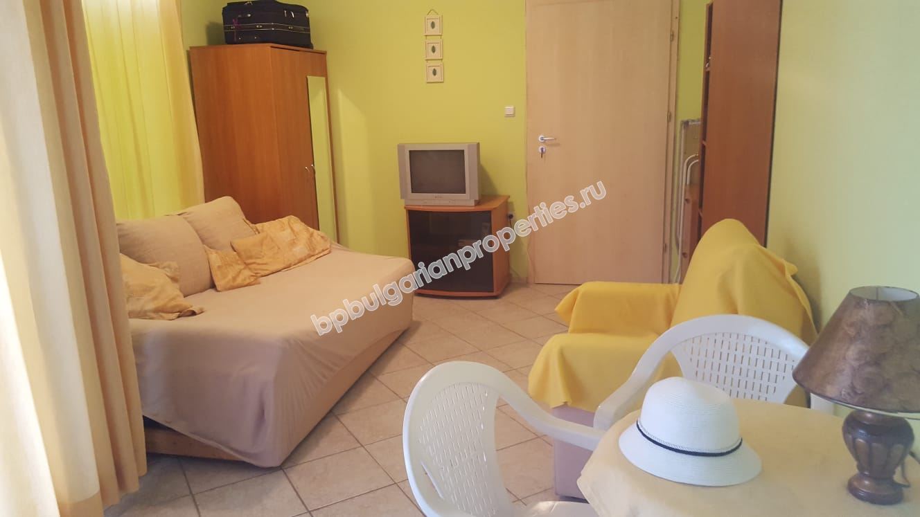 Меблированная студия близко к пляжу на продажу в курорте Солнечный Берег