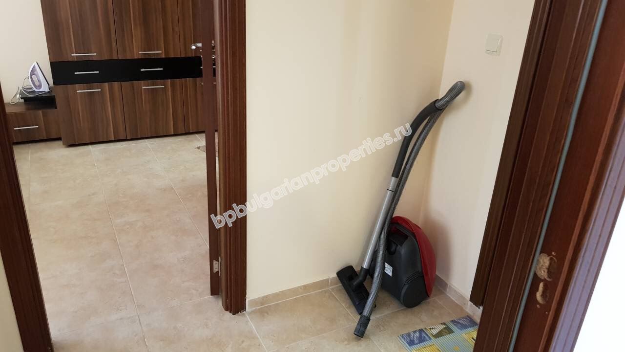 Меблированная трехкомнатная квартира близко к пляжу на продажу в курорте Равда