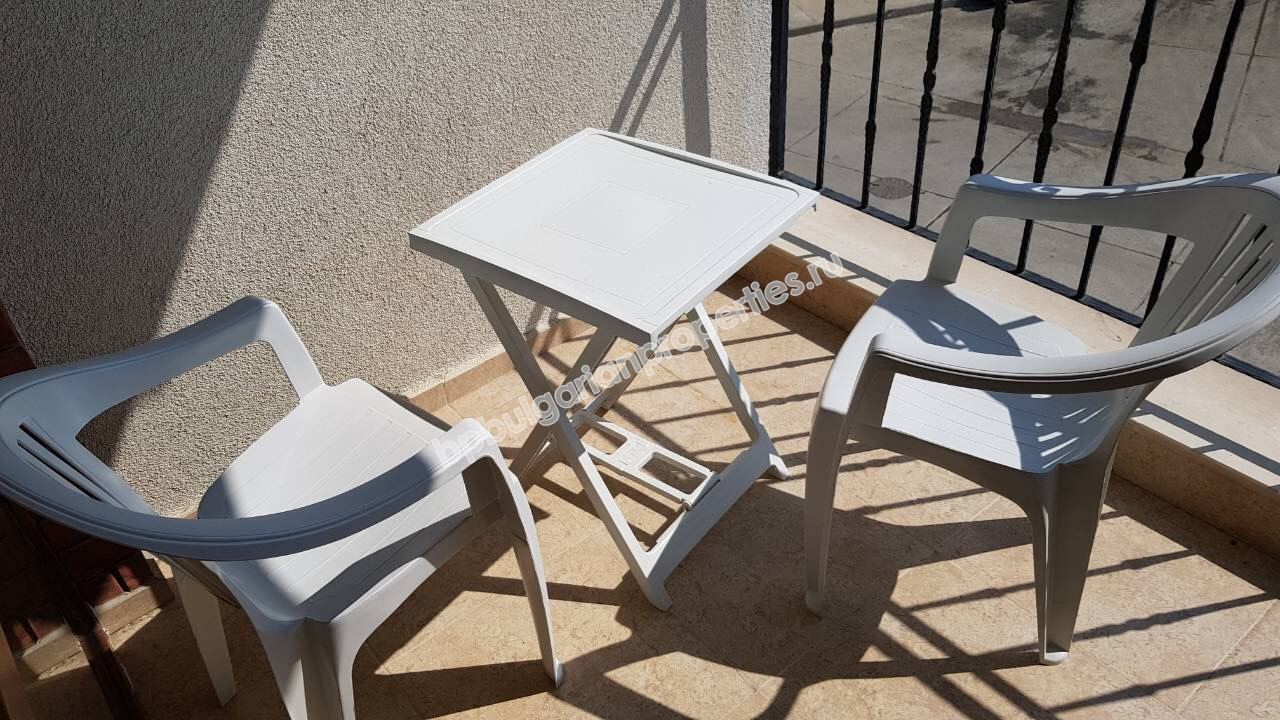 Меблированная трехкомнатная квартира близко к пляжу на продажу в курорте Равда