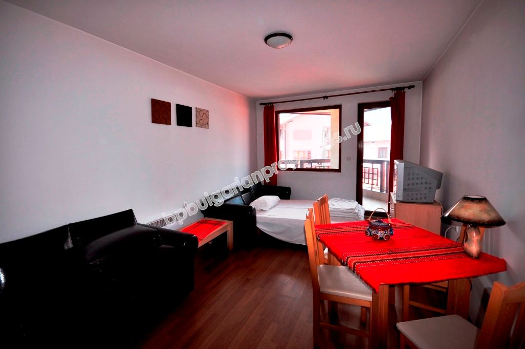 Просторная мебелированная студия на продажбу в горнолыжном курорте Банско