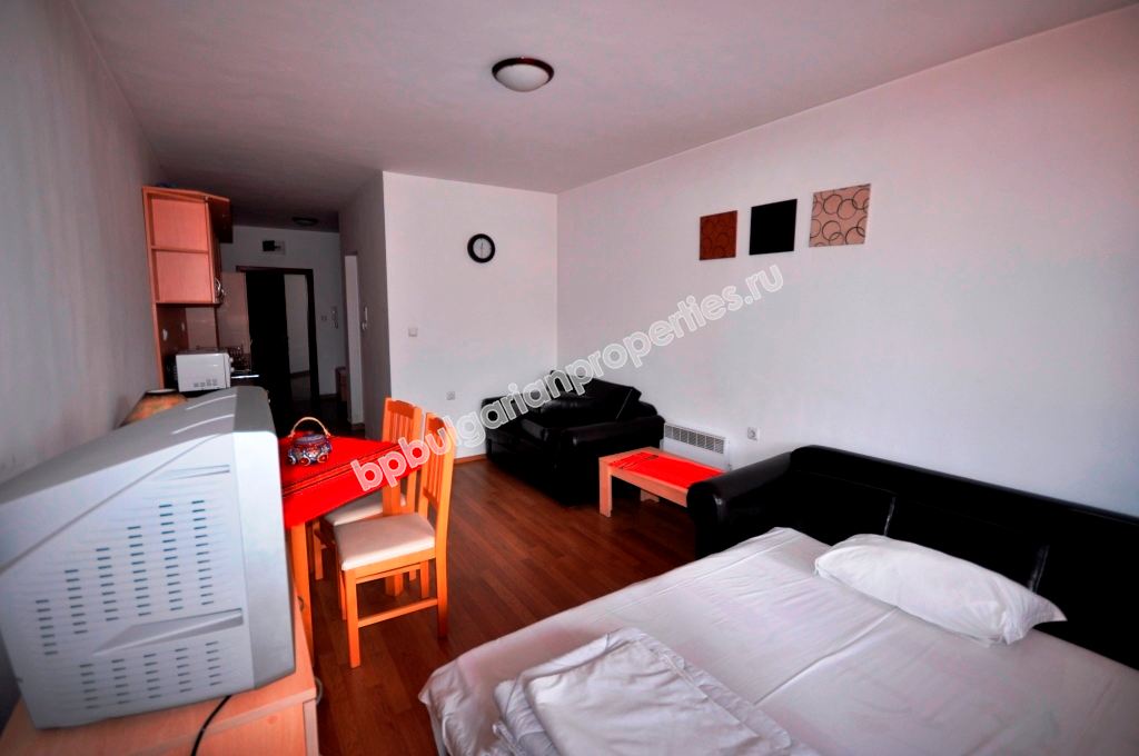 Просторная мебелированная студия на продажбу в горнолыжном курорте Банско