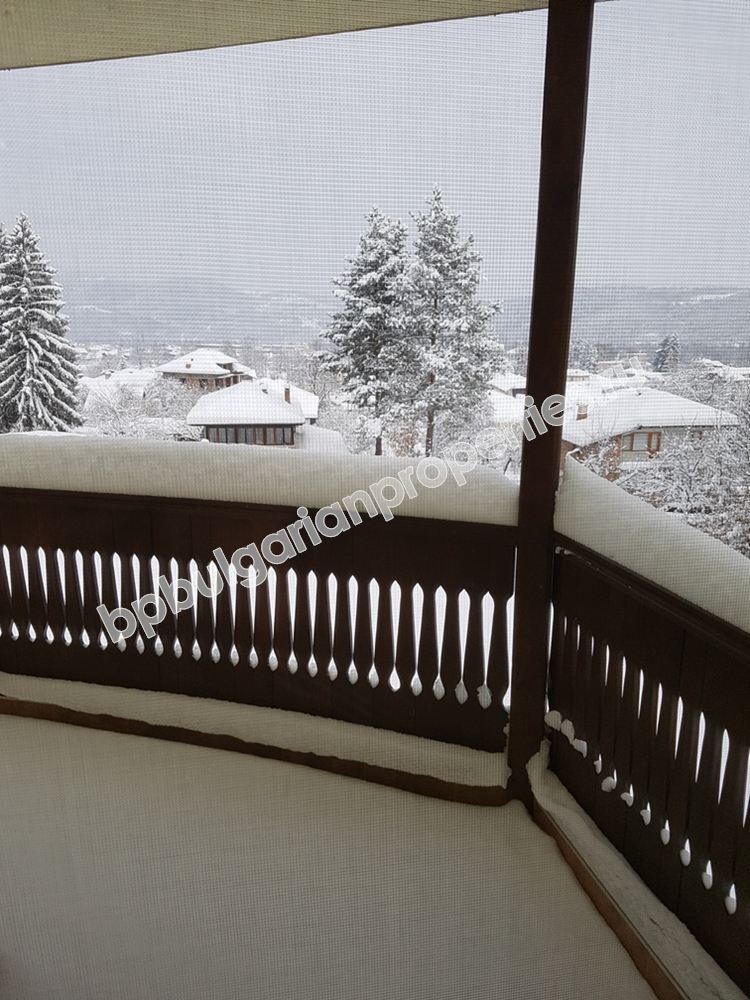 Работающий гостевой дом / гостиница на продажу в деревне вблизи города Троян Работающий гостевой дом / гостиница на продажу в деревне вблизи города Троян