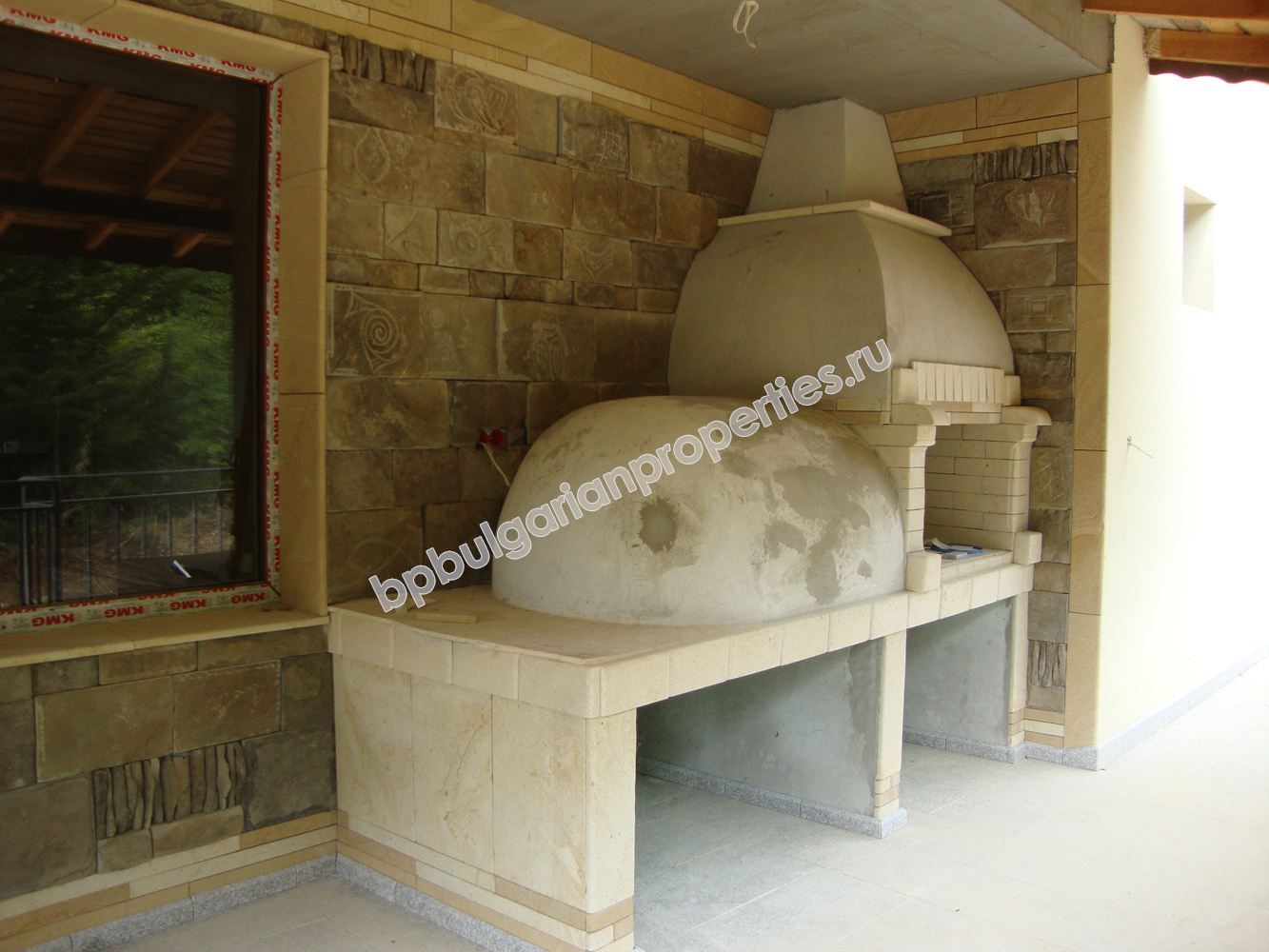 Работающий гостевой дом / гостиница на продажу в деревне вблизи города Троян Работающий гостевой дом / гостиница на продажу в деревне вблизи города Троян